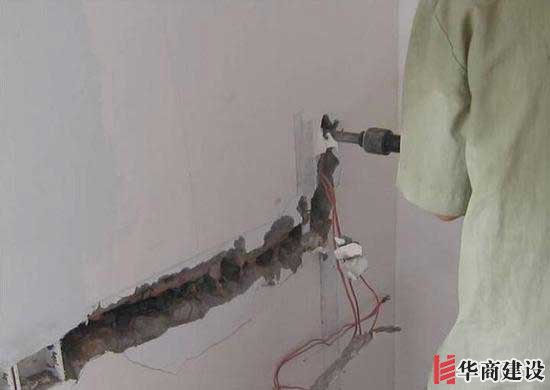 現(xiàn)在裝修都把電線藏在墻壁里，線路老化了能換嗎